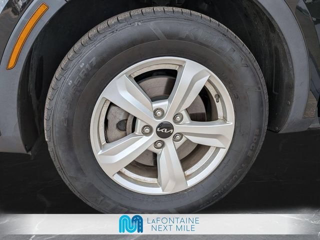 Used 2023 Kia Sorento LX AWD/4WD image 29