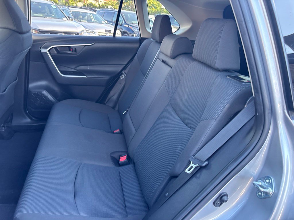 Used 2019 Toyota RAV4 LE w/ Carpet Mat Package FWD image 12