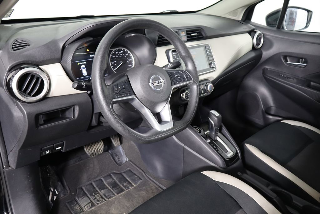 Used 2021 Nissan Versa SV image 20