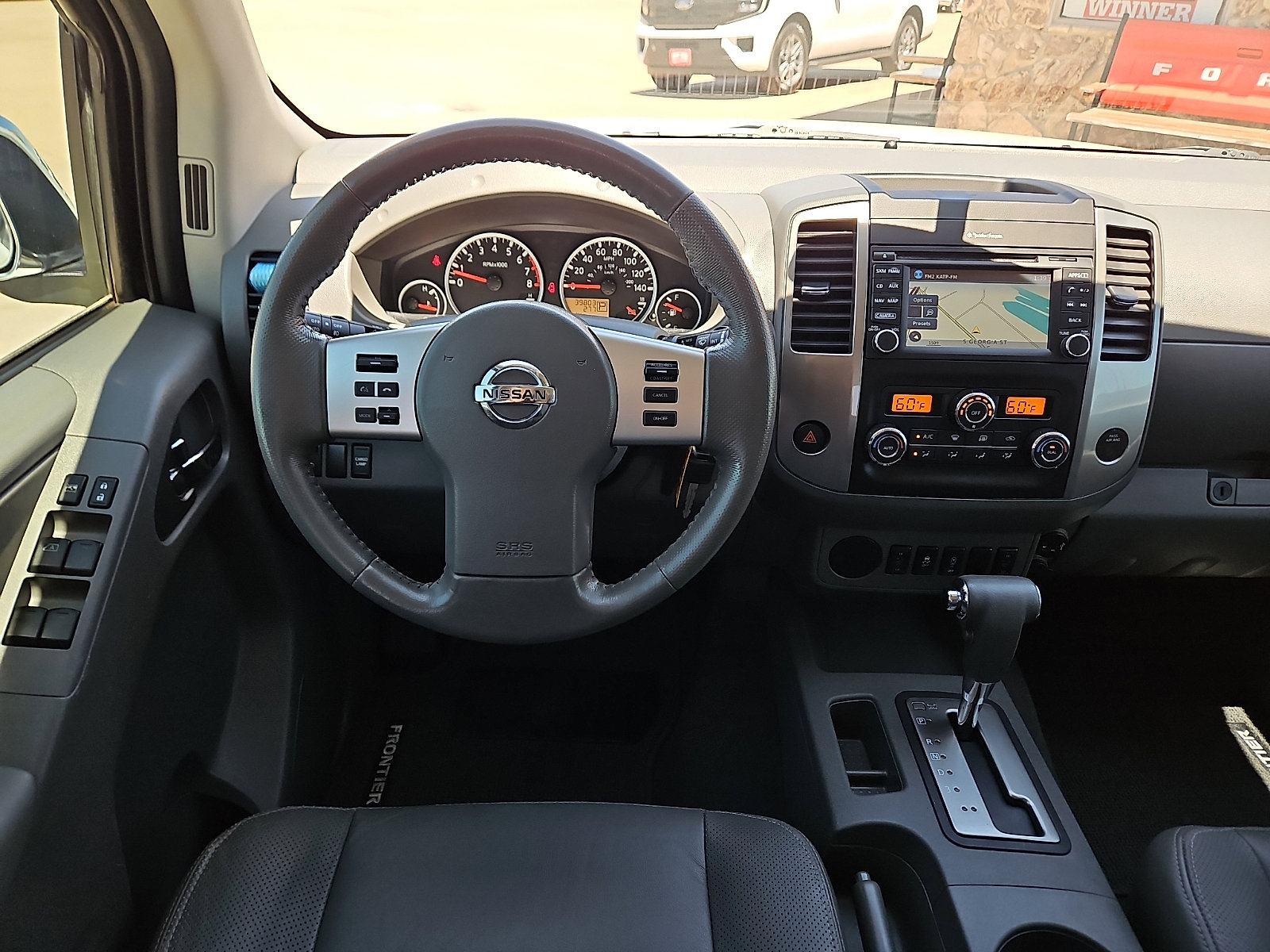 Used 2019 Nissan Frontier SL RWD image 7