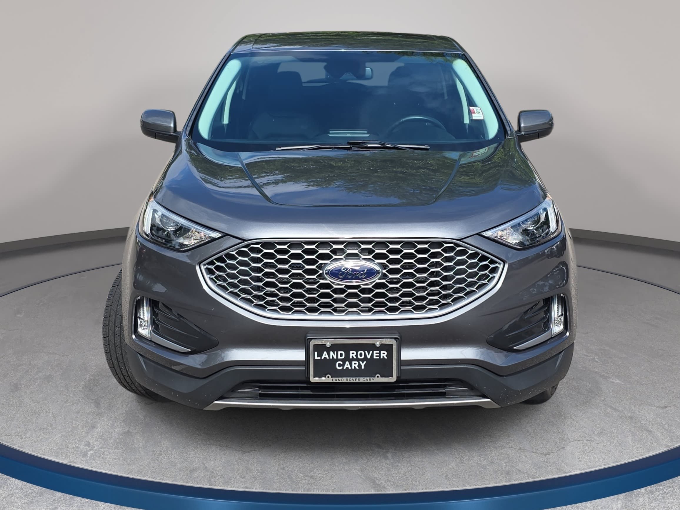 Used 2024 Ford Edge SEL w/ Convenience Package AWD/4WD image 2