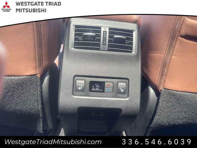 New 2025 Mitsubishi Outlander SEL image 29