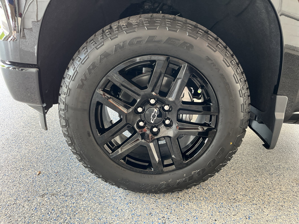 New 2026 Chevrolet Silverado 1500 RST w/ Z71 Off-Road Package AWD/4WD image 36