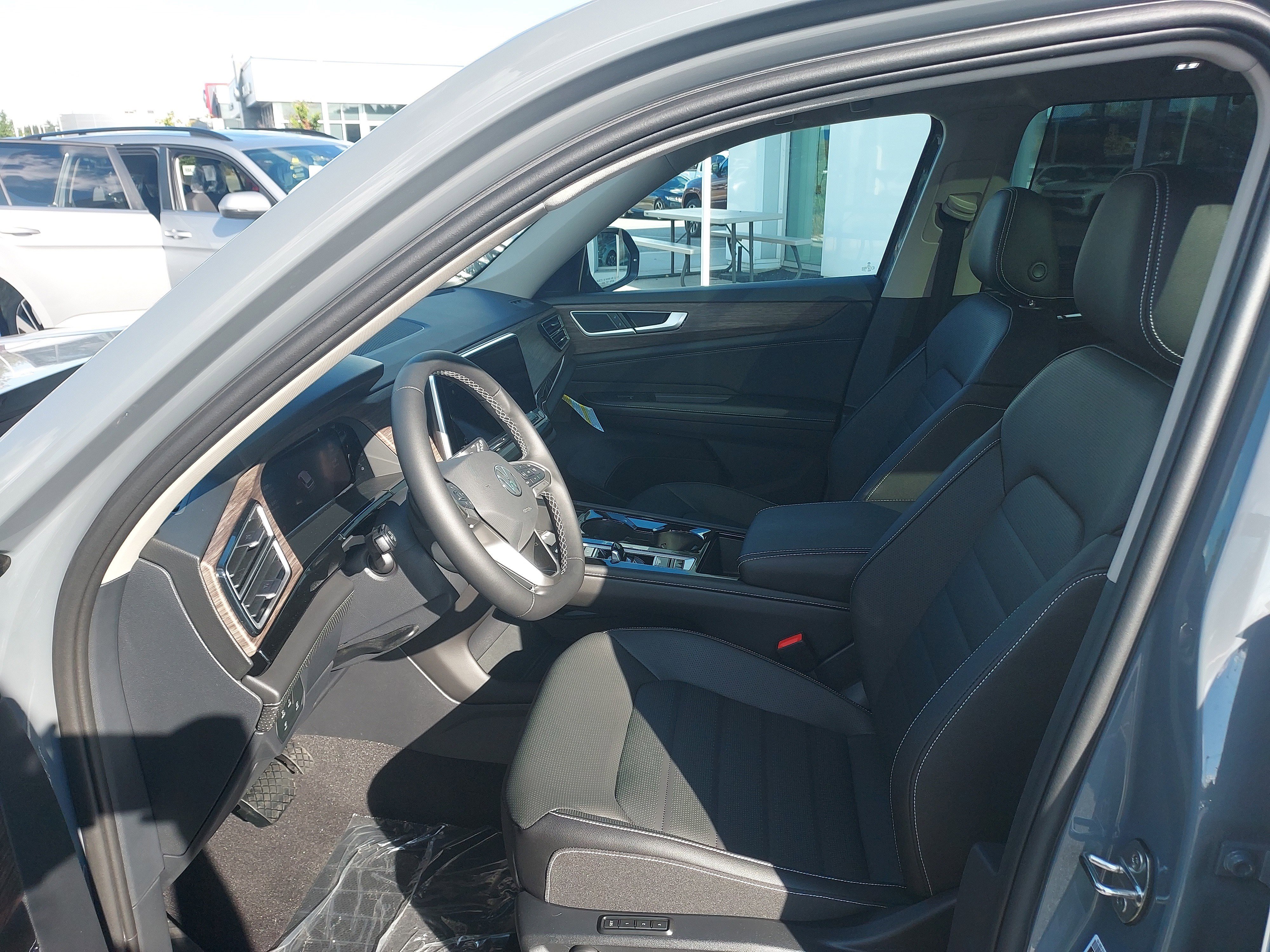 New 2026 Volkswagen Atlas SEL image 14