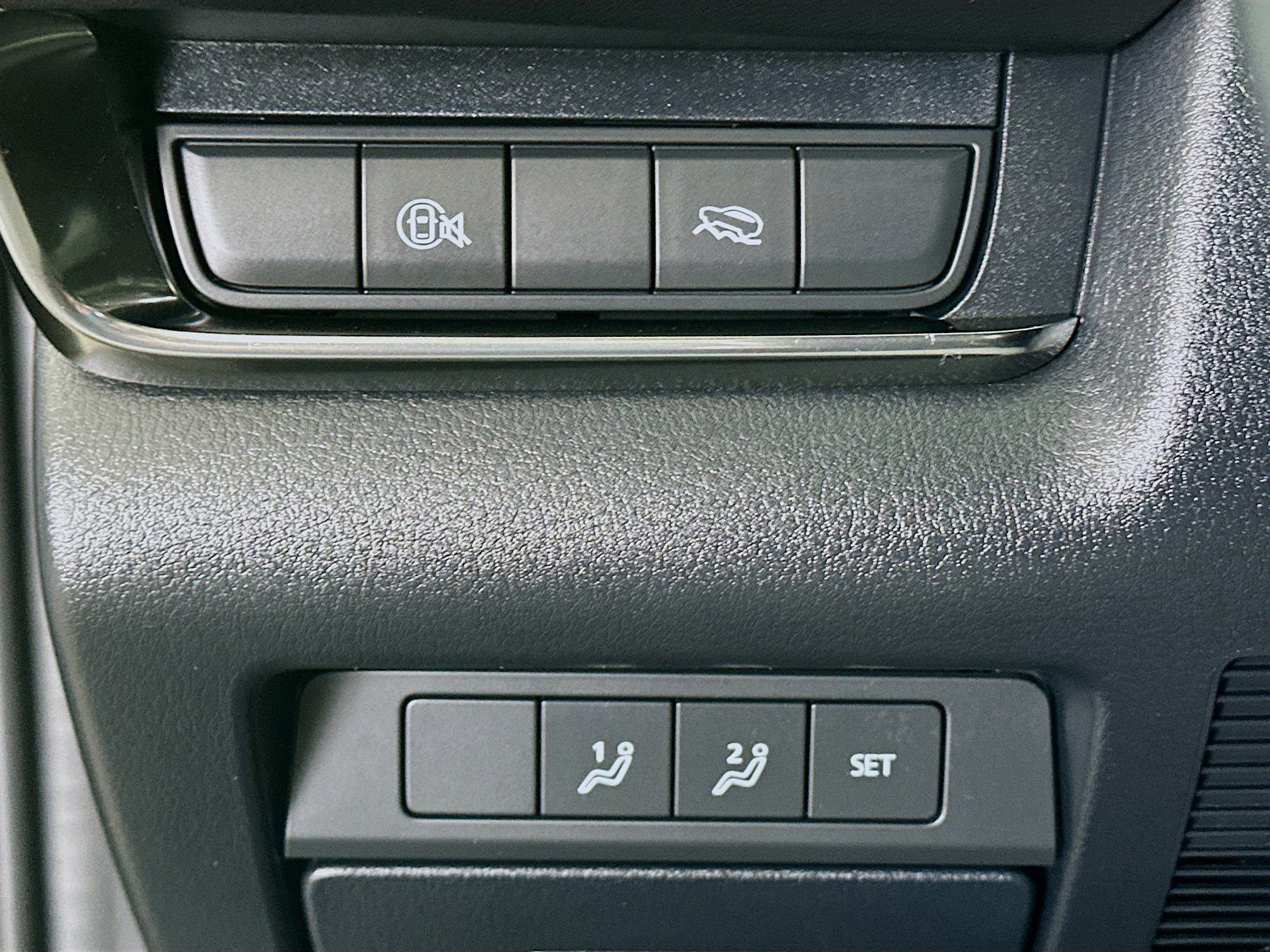 Used 2025 MAZDA CX-30 AWD 2.5 S w/ Preferred Package image 17