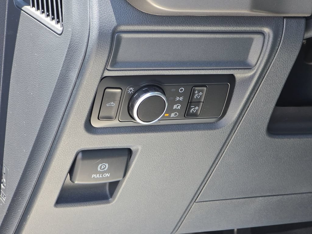 New 2026 Ford F150 XL AWD/4WD image 7