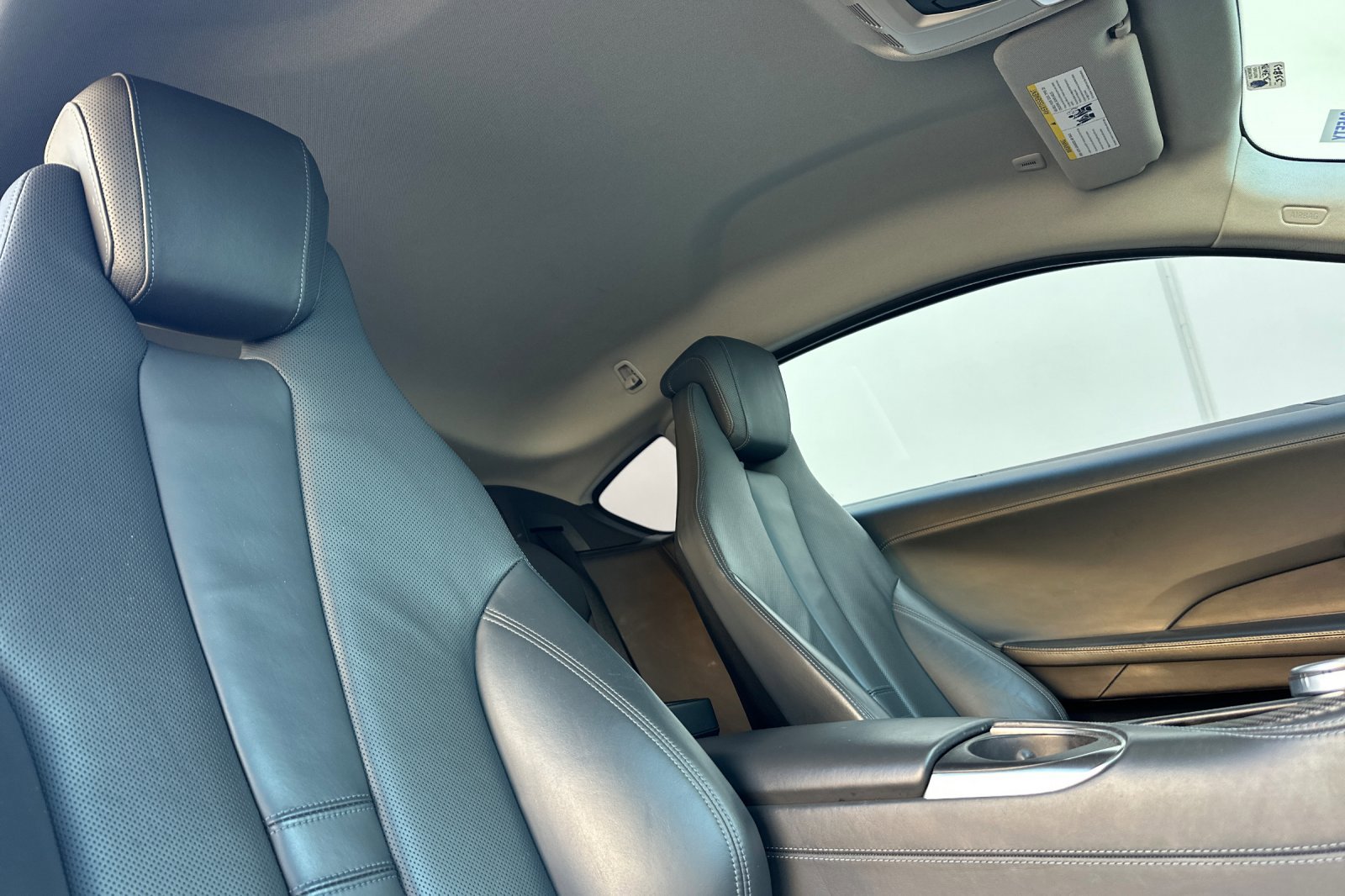 Used 2020 BMW i8 Coupe image 19