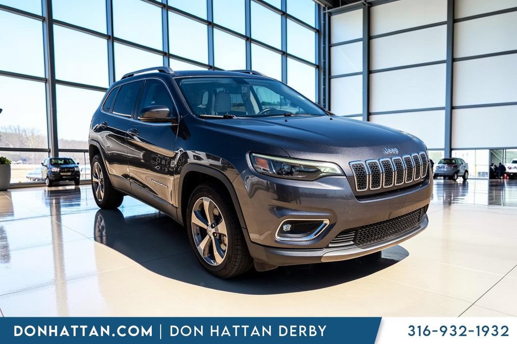 Used 2019 Jeep Cherokee Limited w/ Luxury Group FWD image 32