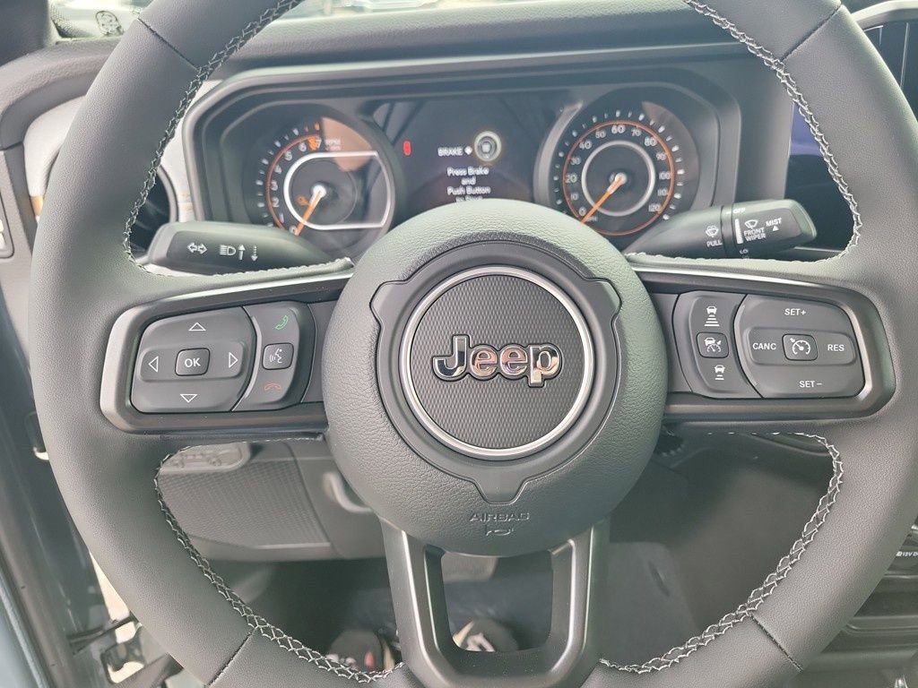 New 2025 Jeep Gladiator Sport image 10