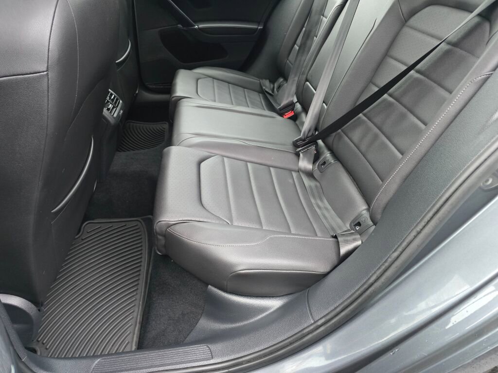 Used 2015 Volkswagen Golf SEL w/ Lighting Package (SEL) image 28