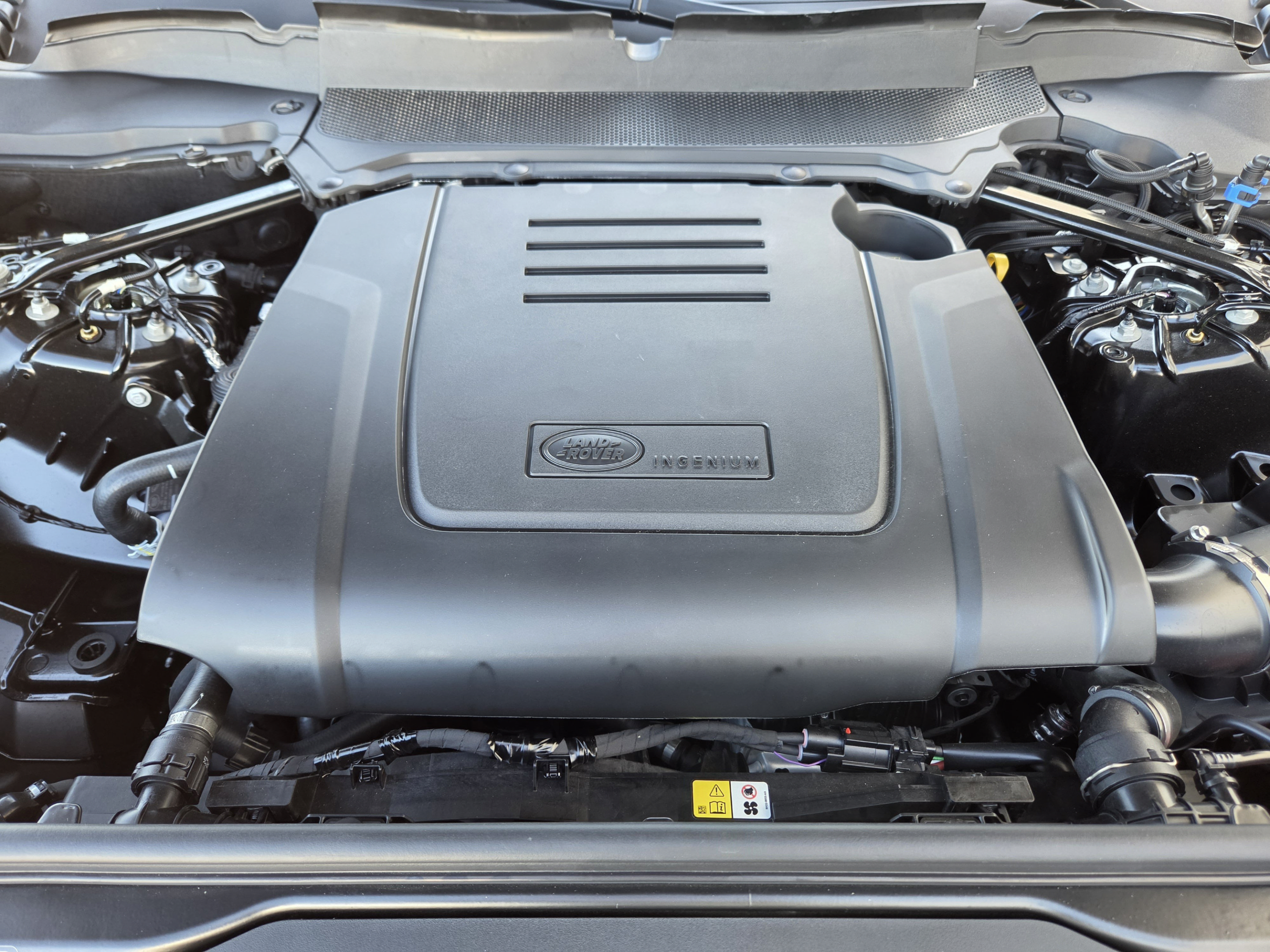 New 2026 Land Rover Discovery Dynamic SE AWD/4WD image 28