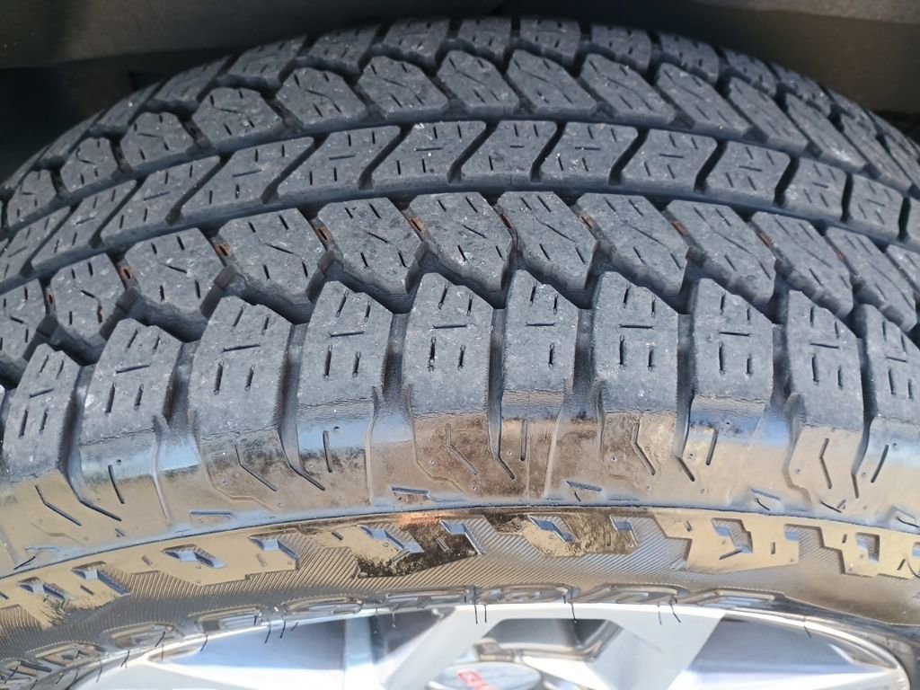 Used 2023 GMC Sierra 1500 SLT w/ SLT Premium Package image 9