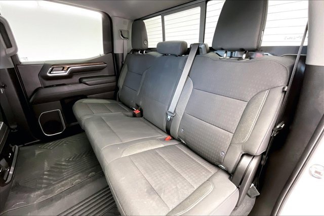 Used 2022 Chevrolet Silverado 1500 LT Trail Boss w/ Convenience Package II image 19