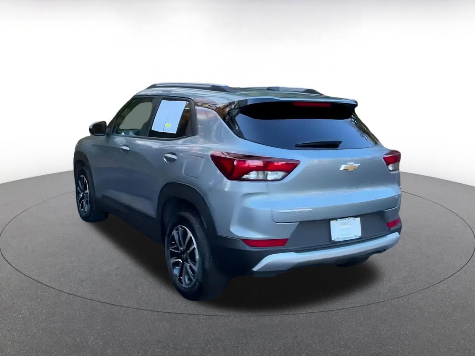 Used 2025 Chevrolet TrailBlazer LT image 11