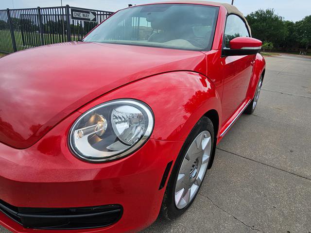 Used 2015 Volkswagen Beetle 1.8T FWD image 10