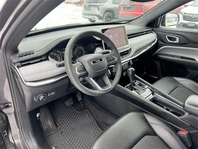 Used 2023 Jeep Compass Latitude w/ Convenience Group image 10