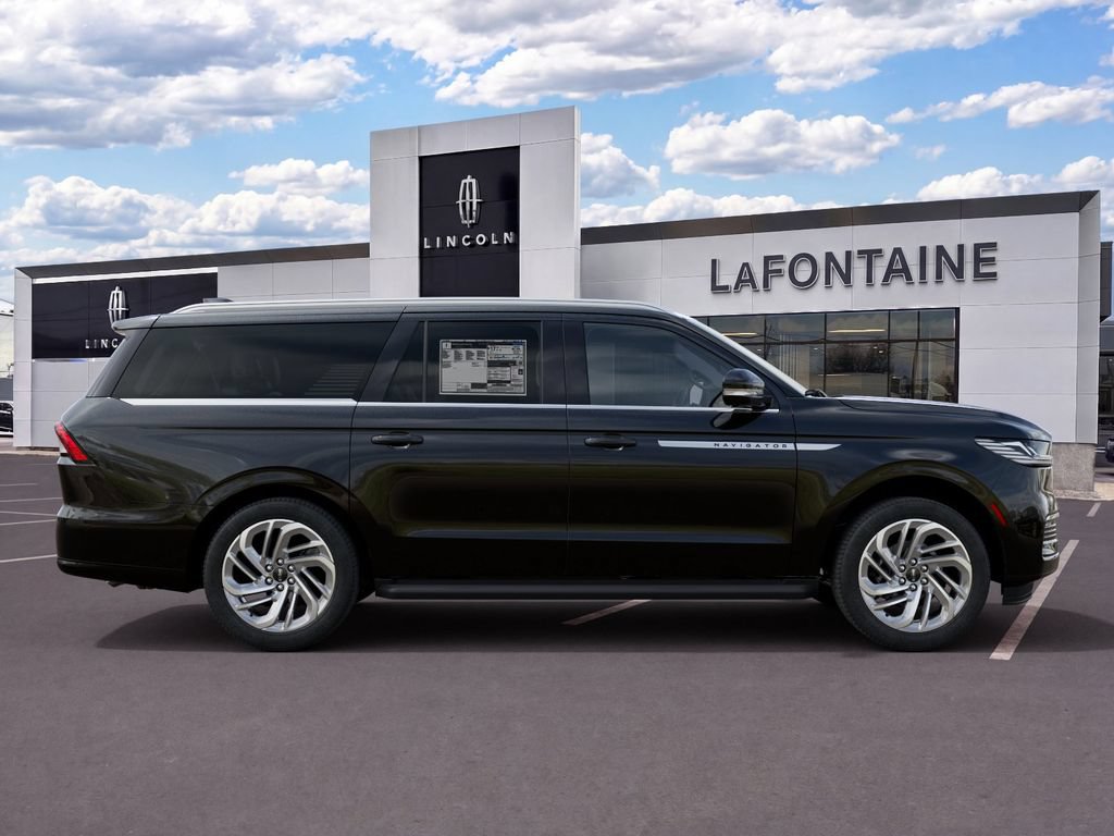 New 2027 Lincoln Navigator L Premier AWD/4WD image 5