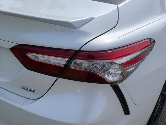 Used 2018 Toyota Camry XSE FWD image 11