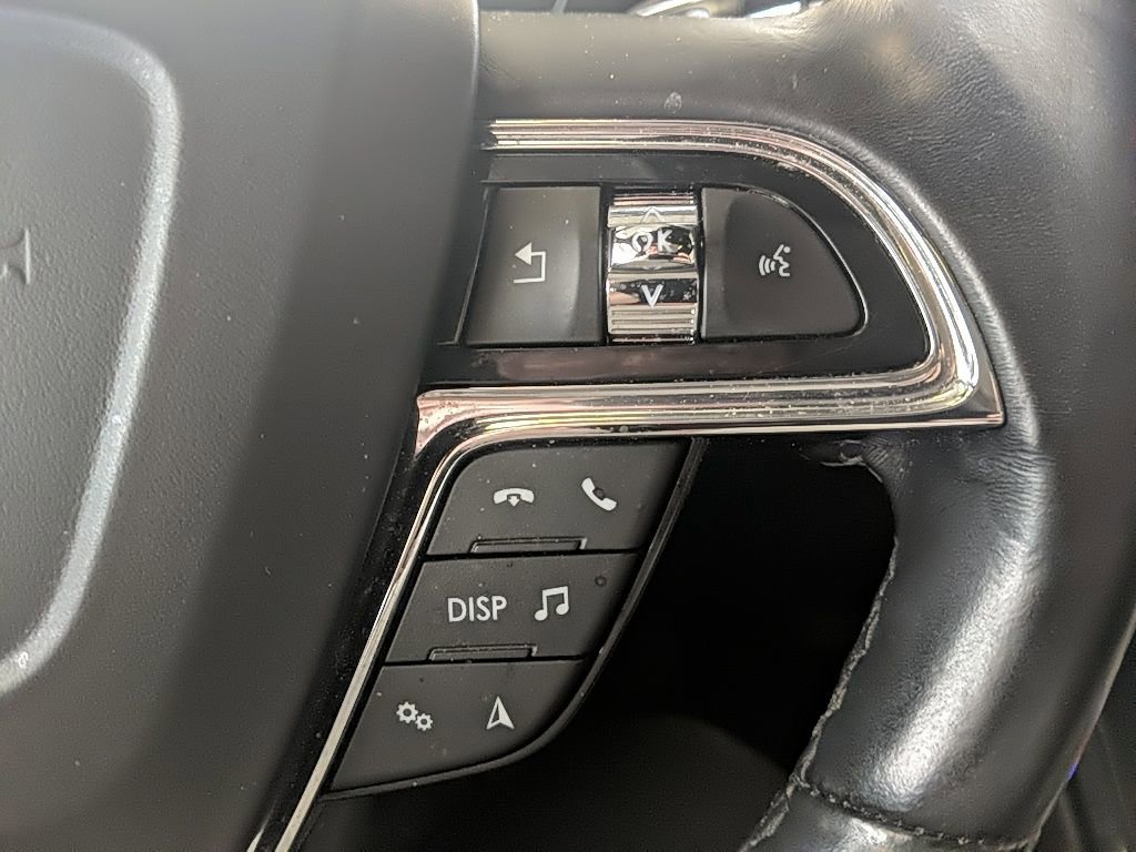 Certified 2023 Lincoln Nautilus Reserve image 18