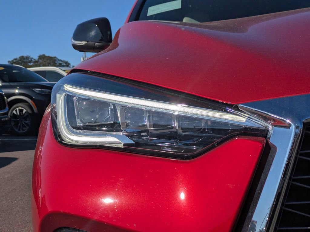 Certified 2025 INFINITI QX55 Essential image 9