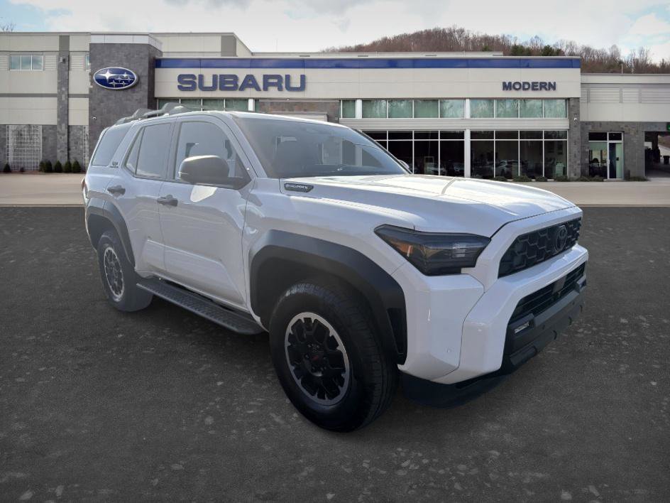 Used 2025 Toyota 4Runner TRD Off-Road Premium image 3