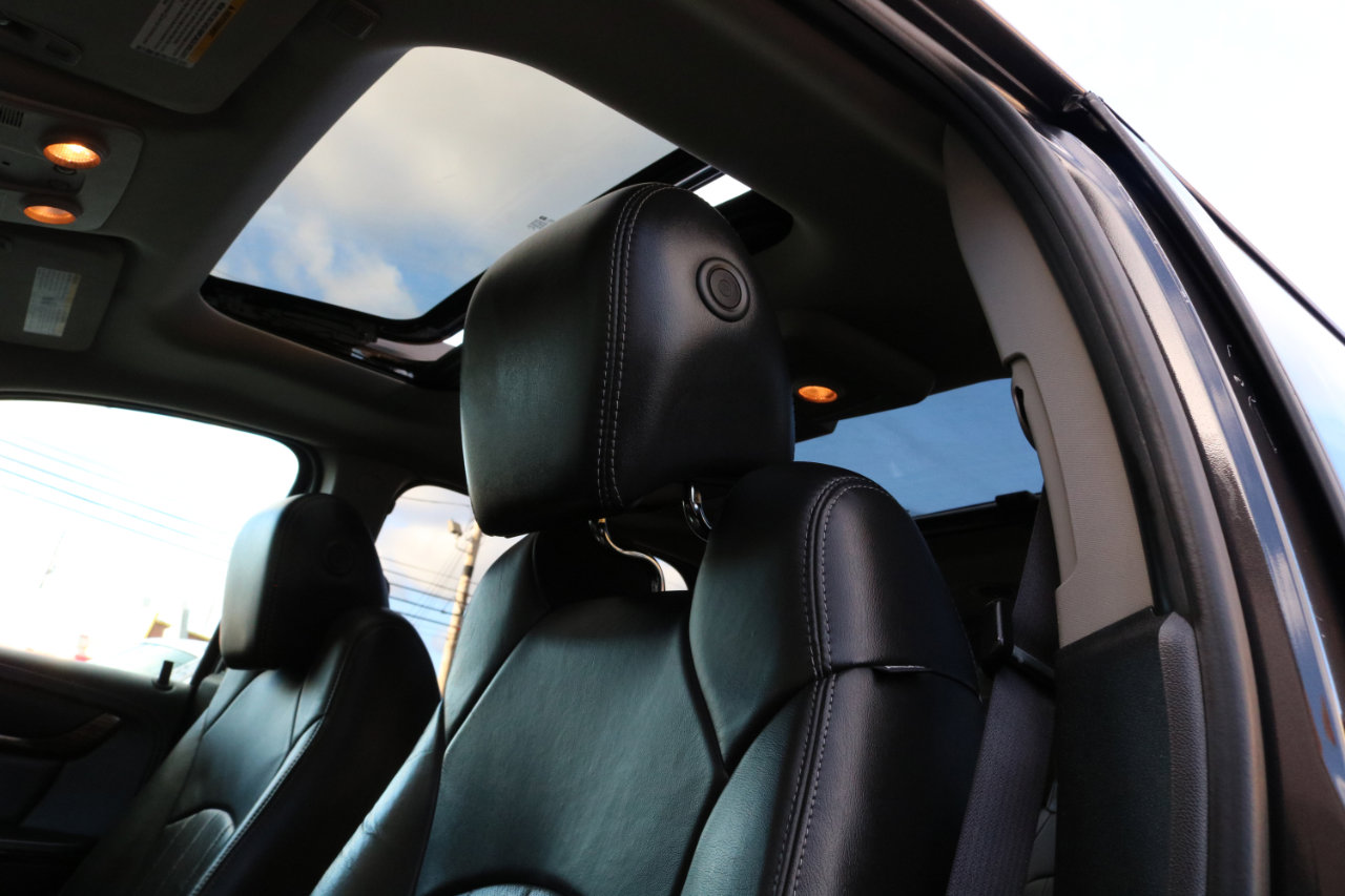 Used 2015 GMC Acadia Denali image 23