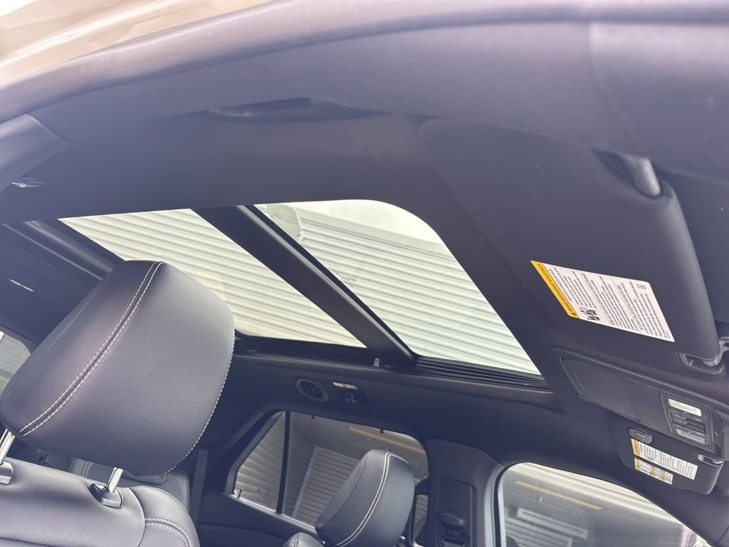 Used 2021 Ford Explorer ST w/ Equipment Group 401A image 18