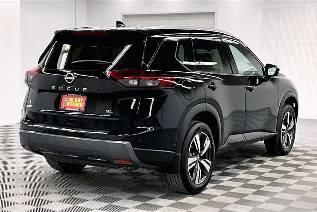 New 2025 Nissan Rogue SL image 18