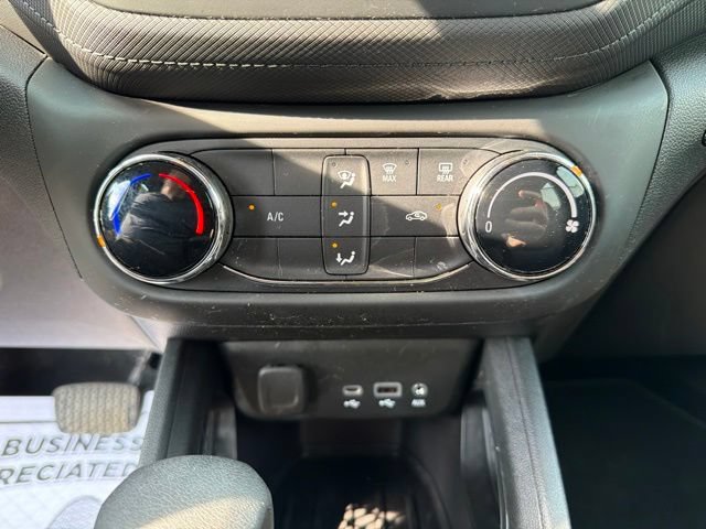 Certified 2023 Chevrolet TrailBlazer LS FWD image 19