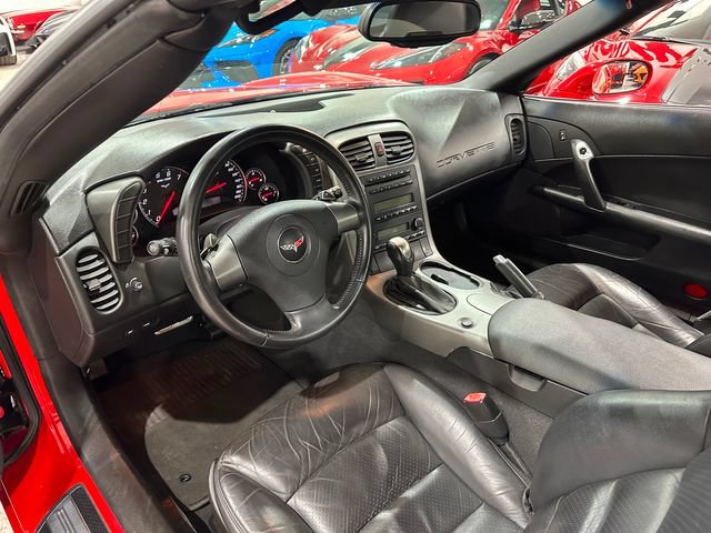 Used 2007 Chevrolet Corvette Coupe w/ Preferred Equipment Group RWD image 11