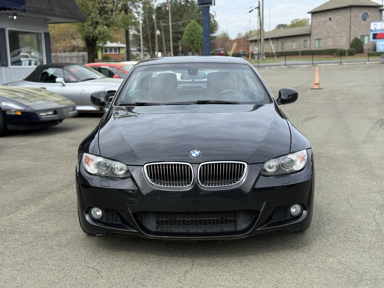 Used 2010 BMW 328i 328i 2dr Convertible image 3