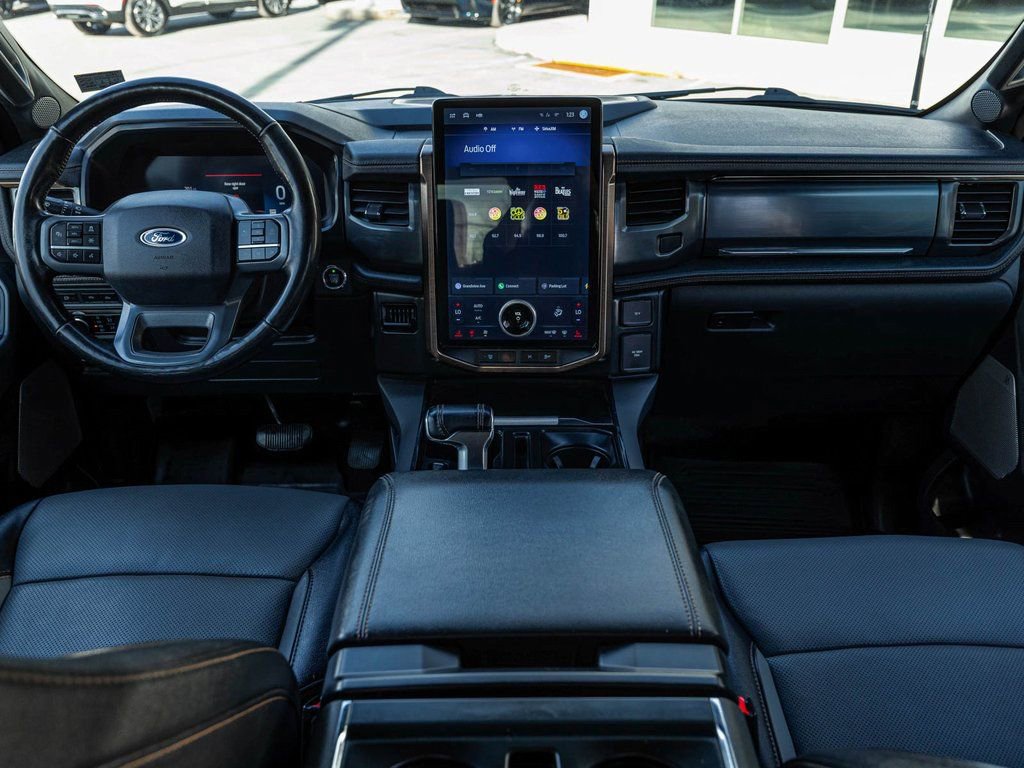 Used 2023 Ford F150 Lightning Lariat image 26