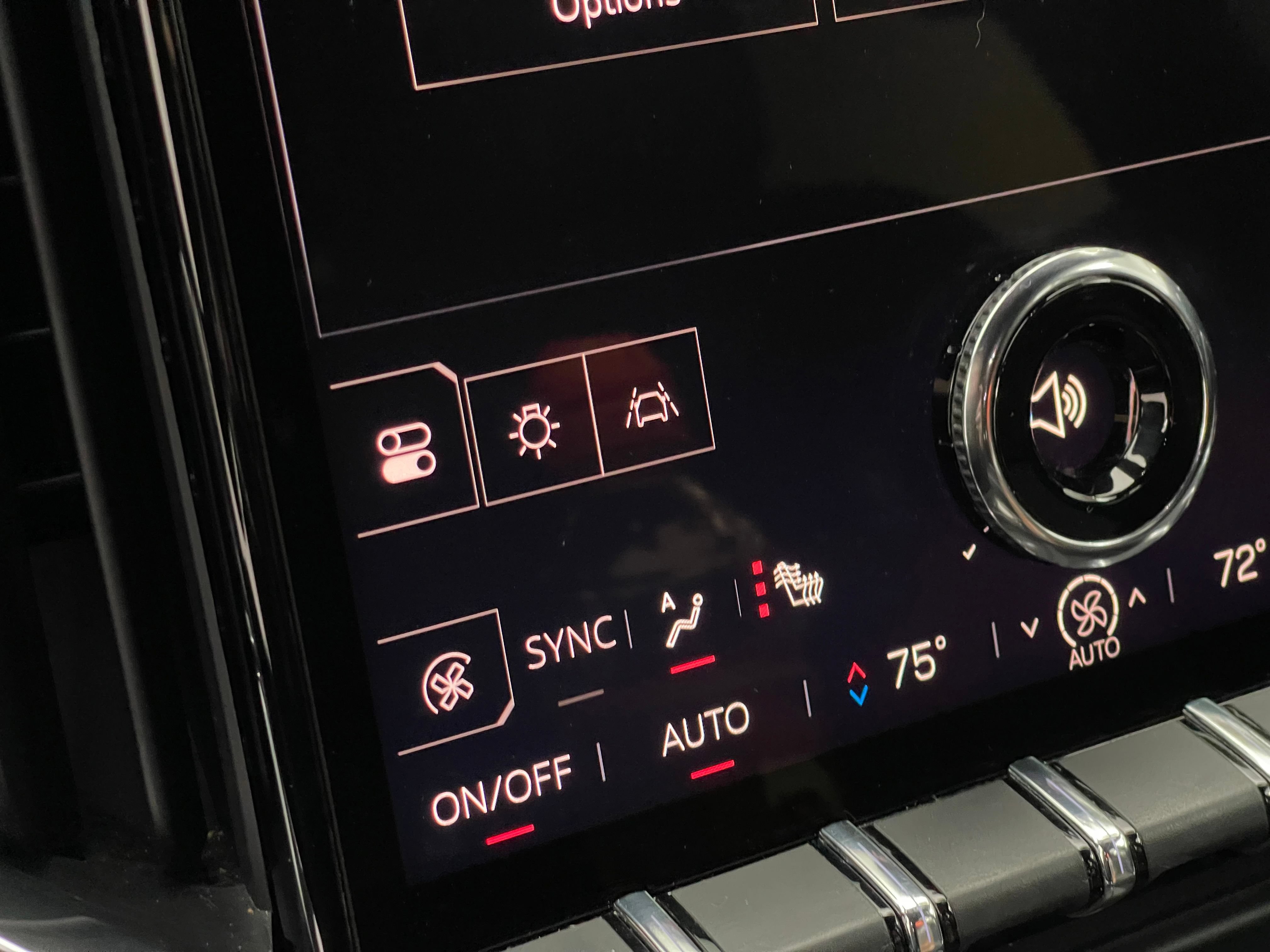 Used 2025 GMC Acadia Elevation FWD image 5