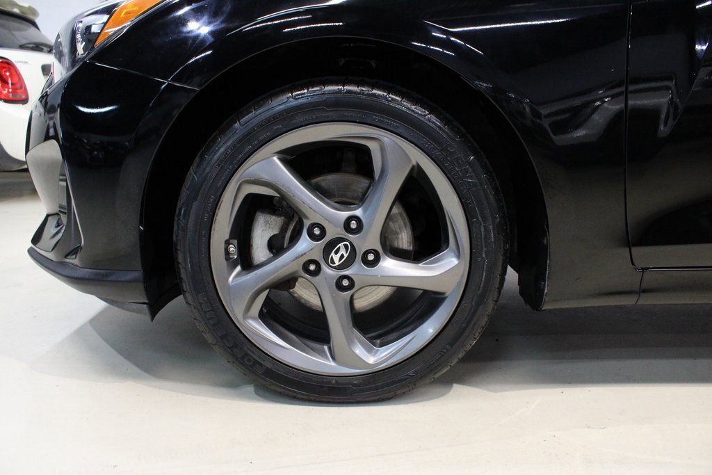 Used 2019 Hyundai Veloster 2.0 image 10