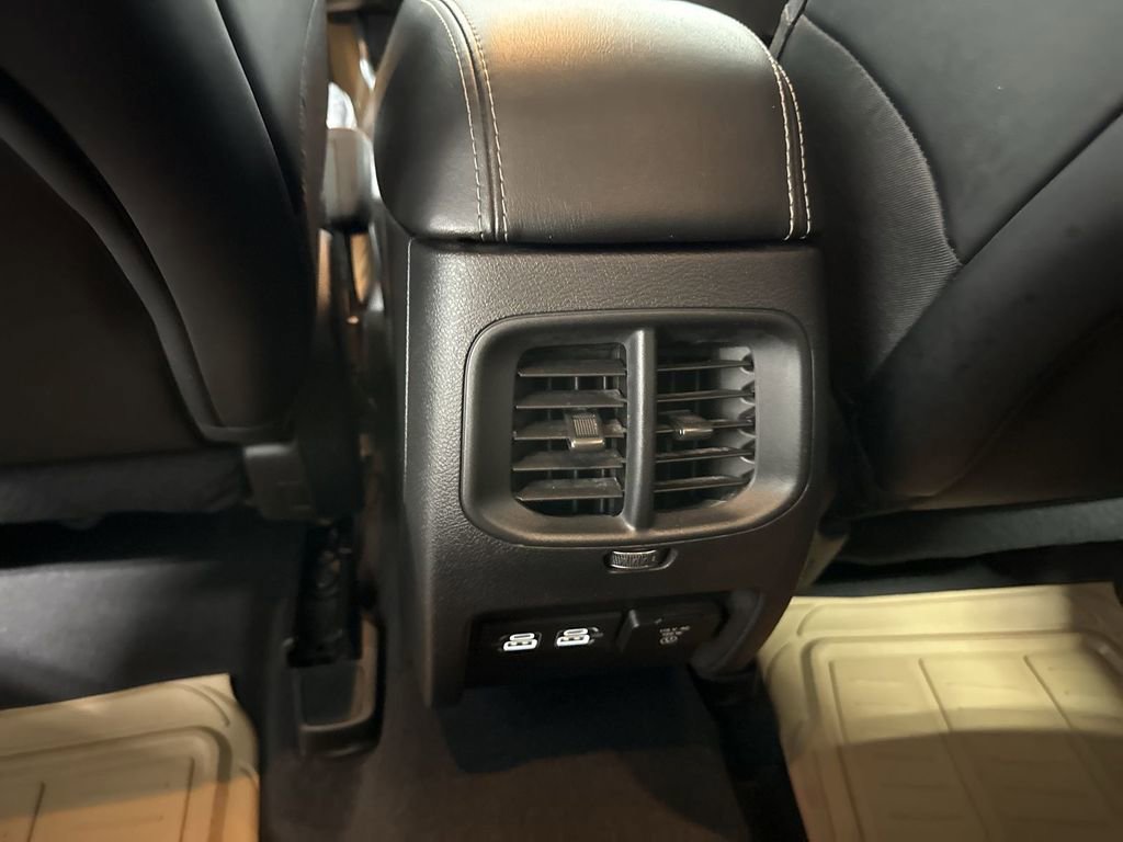 Used 2022 Jeep Cherokee Latitude Lux AWD/4WD image 22