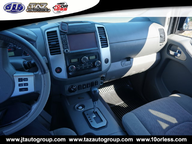 Used 2020 Nissan Frontier SV w/ Midnight Edition Floor Mats AWD/4WD image 17