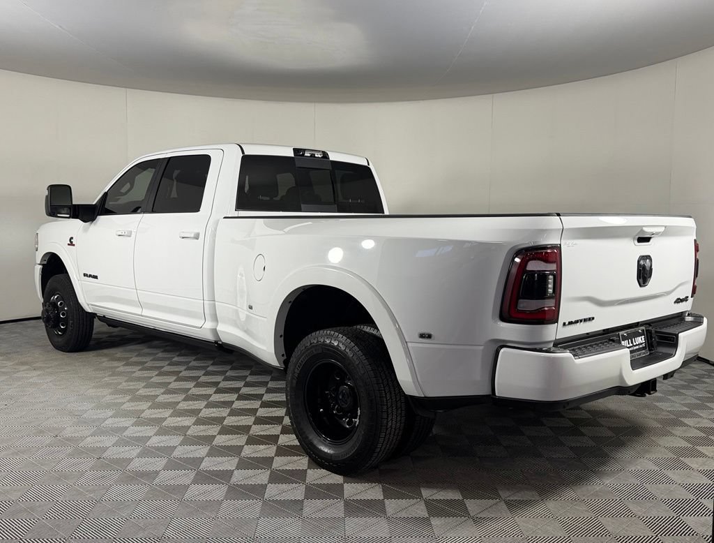 Used 2024 RAM 3500 Limited w/ Night Edition AWD/4WD image 9