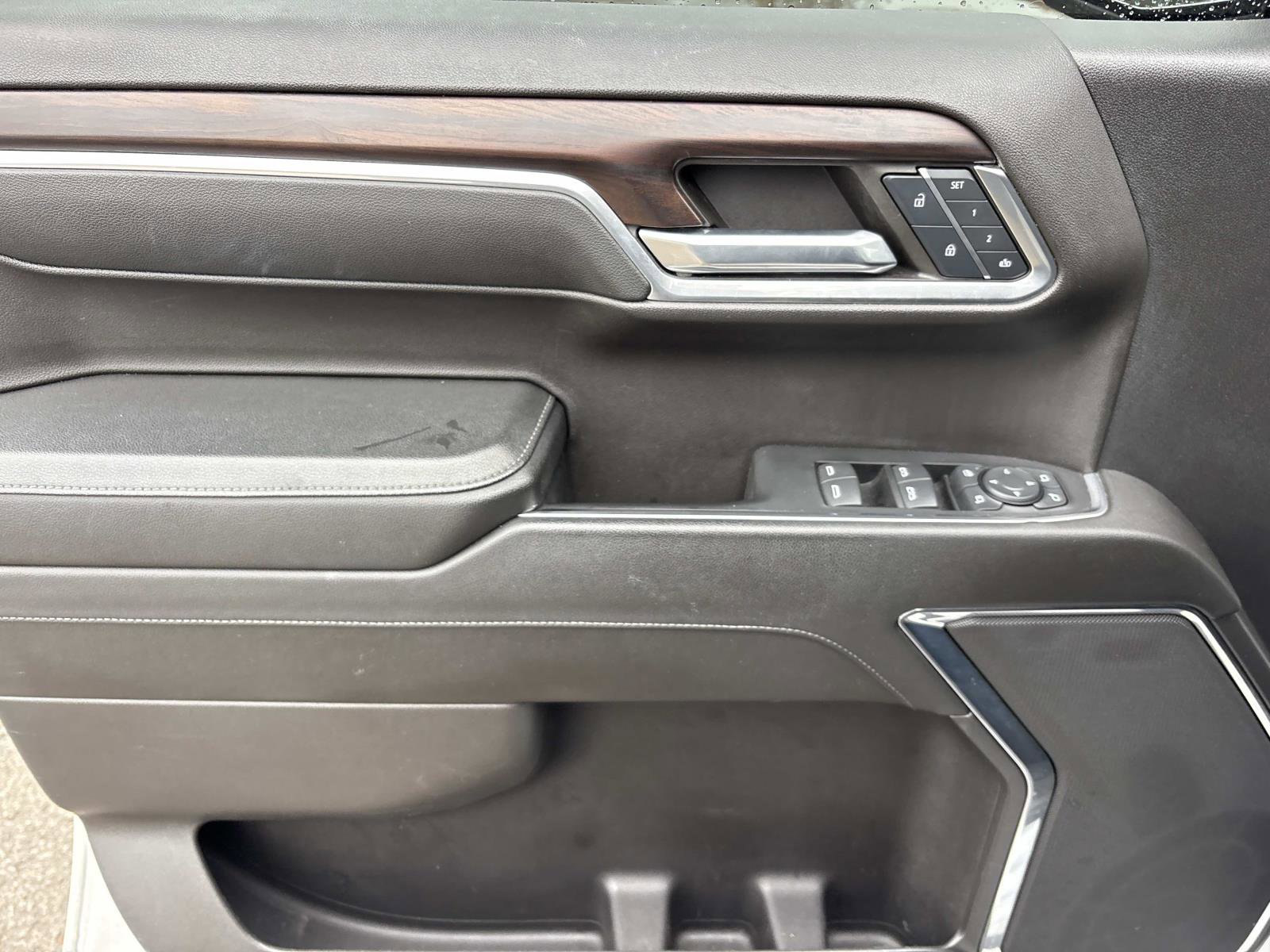 Certified 2024 GMC Sierra 1500 SLT image 13