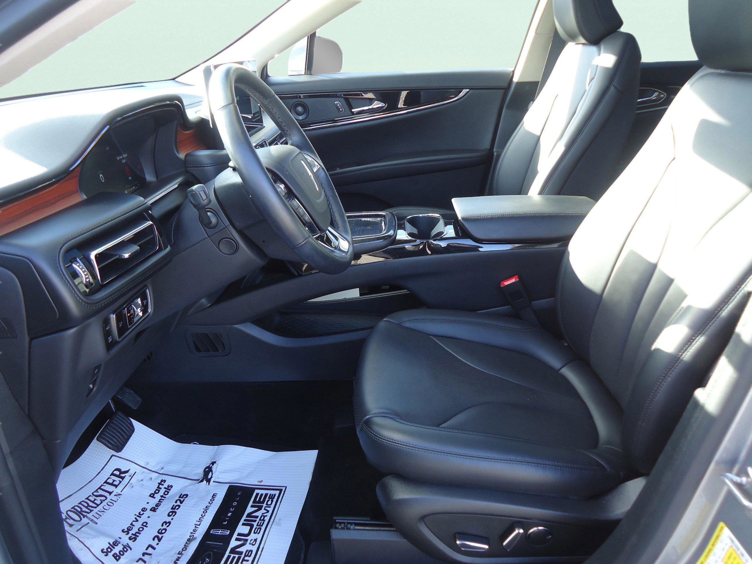 Used 2023 Lincoln Nautilus Reserve w/ Equipment Group 201A AWD/4WD image 23