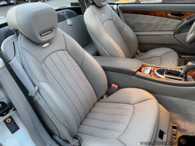 Used 2009 Mercedes-Benz SL 63 AMG image 24
