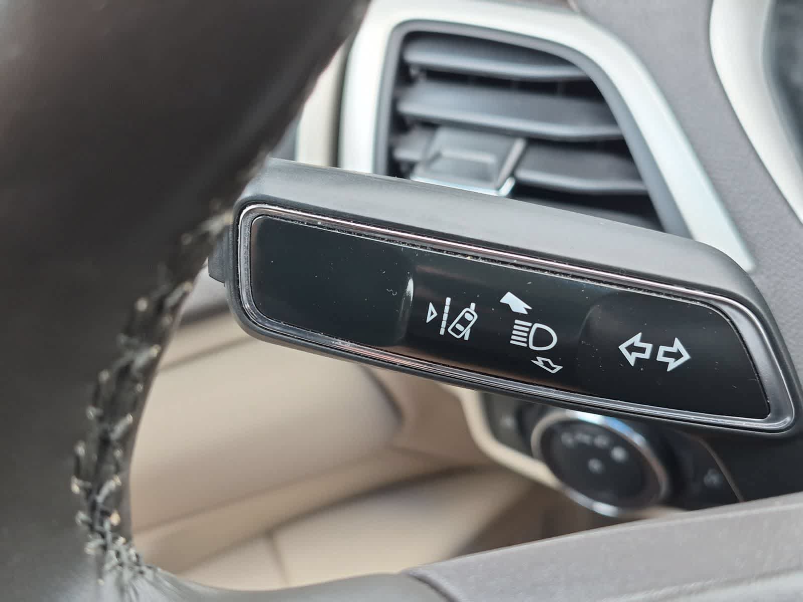 Used 2020 Lincoln MKZ Reserve w/ Elements Package FWD image 28