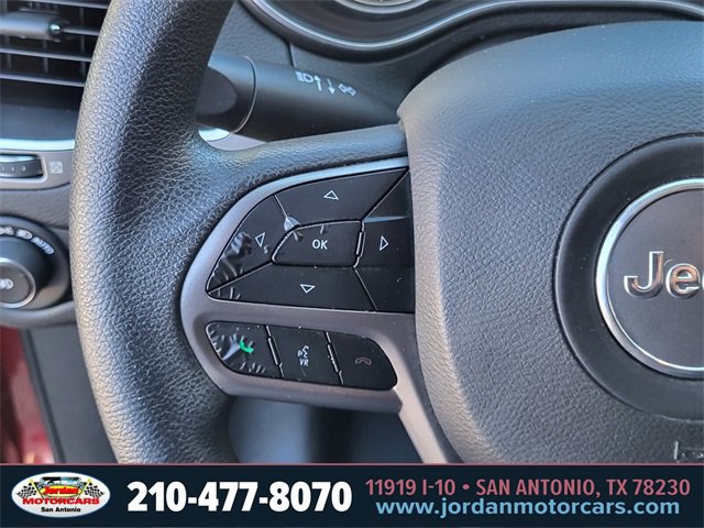 Used 2019 Jeep Cherokee Latitude w/ Popular Appearance Group image 25