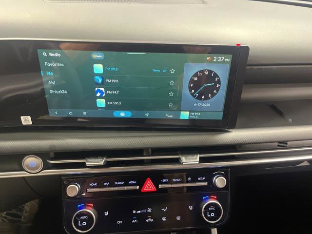 New 2025 Hyundai Santa Cruz SEL image 15