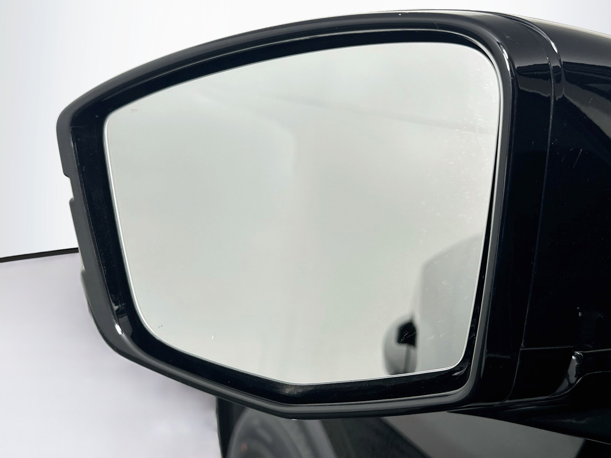 Used 2024 Acura MDX w/ Technology Package FWD image 16