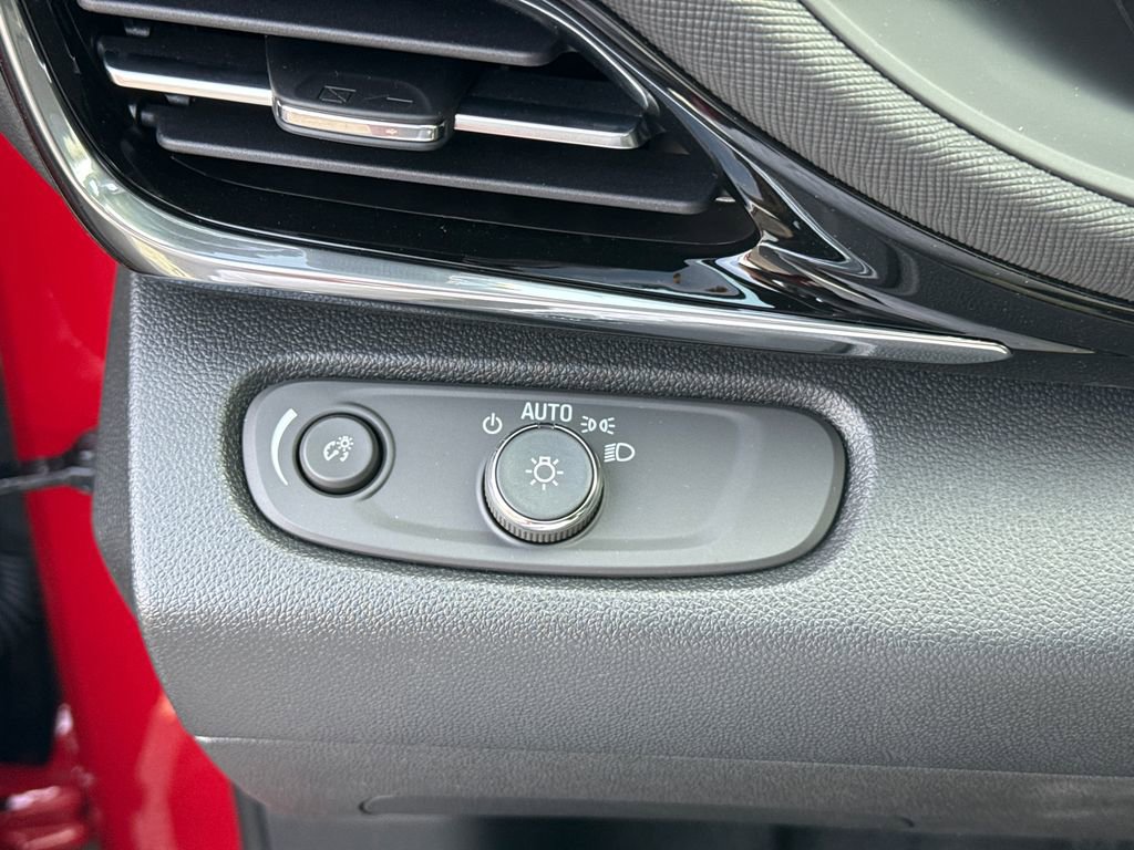New 2026 Buick Envista Sport Touring w/ Convenience I Package FWD image 19