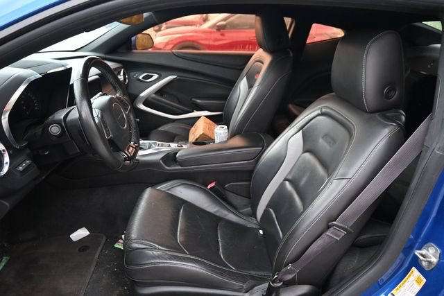 Used 2016 Chevrolet Camaro SS RWD image 11