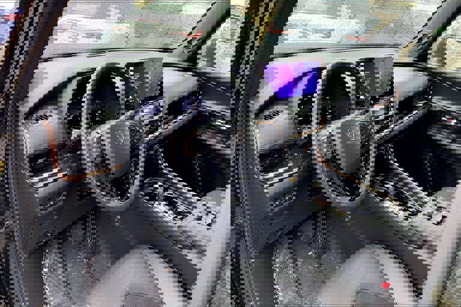 Used 2024 Toyota Grand Highlander AWD Hybrid image 16