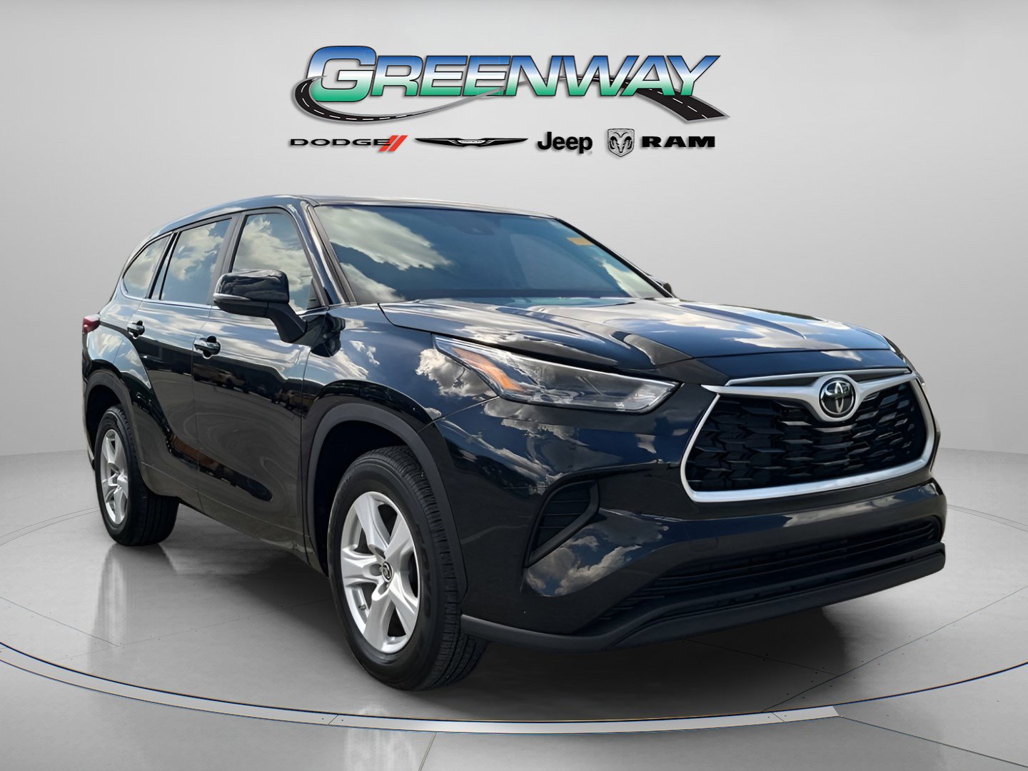 Used 2023 Toyota Highlander L