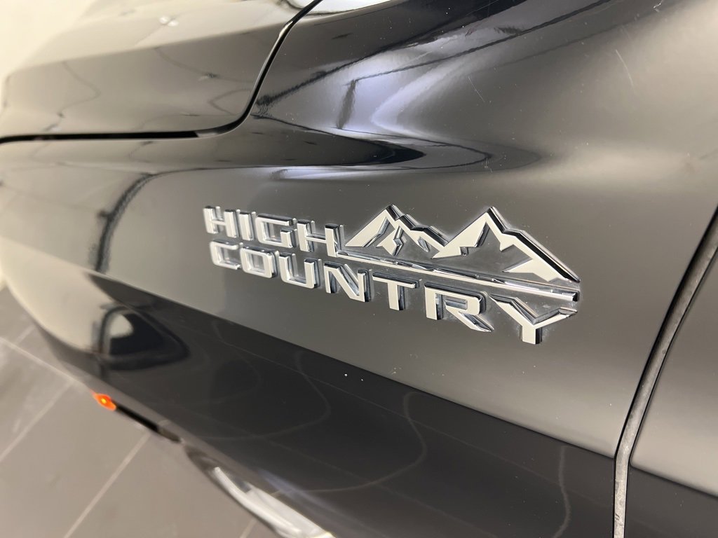 Used 2021 Chevrolet Tahoe High Country w/ Premium Package image 40