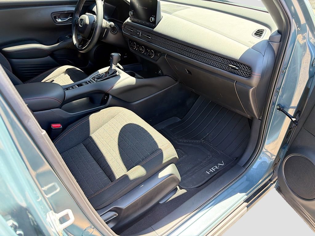 Used 2024 Honda HR-V Sport image 13